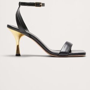 BANANA REPUBLIC ITALIAN LEATHER FLARE-HEEL SANDAL